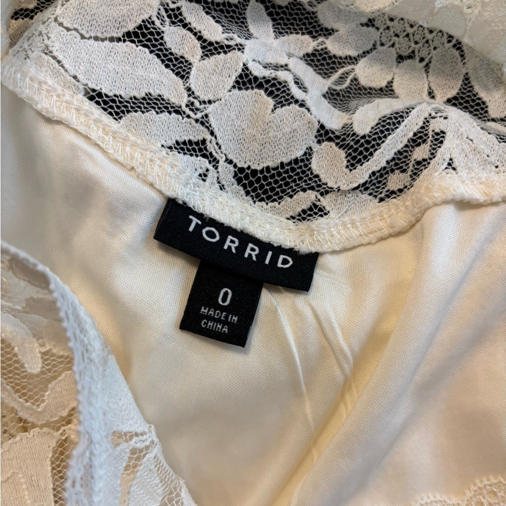Torrid Ivory Romantic Mesh and Lace Victorian Feminine Top - Picture 6 of 9